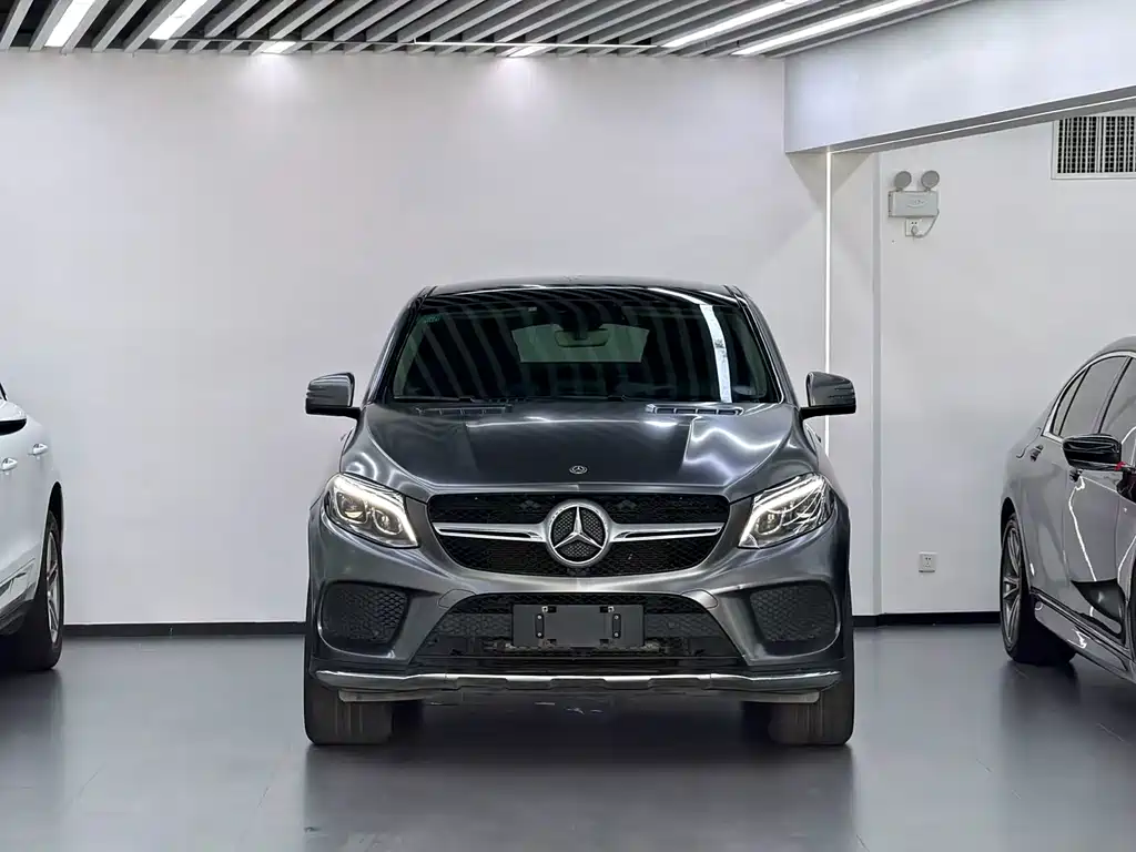 Mercedes-Benz GLE Coupe 2017 GLE 320 4MATIC Coupe SUV купить на сайте DeffCars