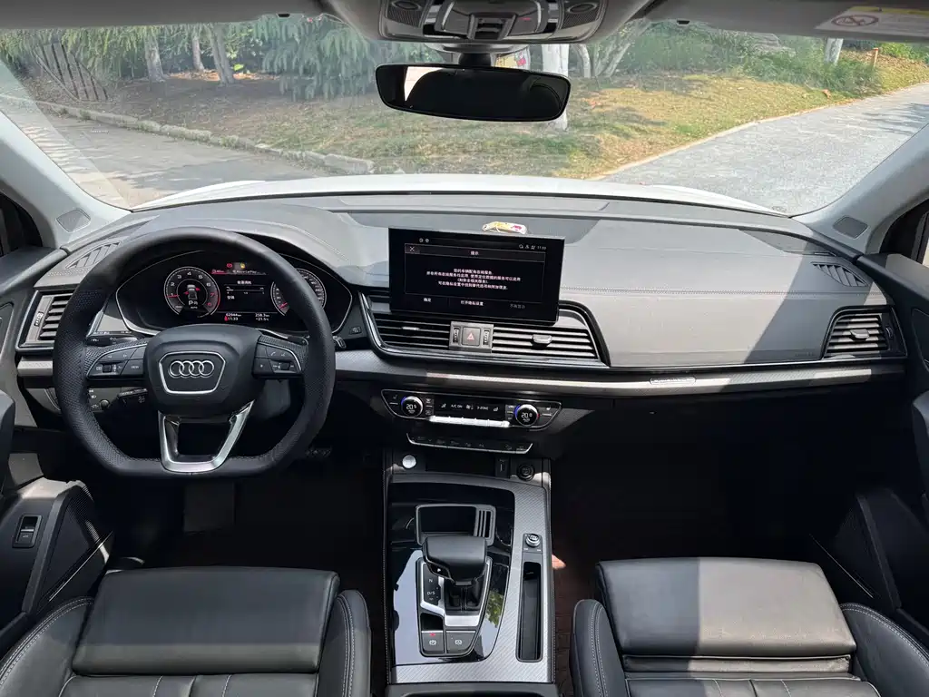Audi Q5L 2022 45T luxury and dynamic model купить на сайте DeffCars