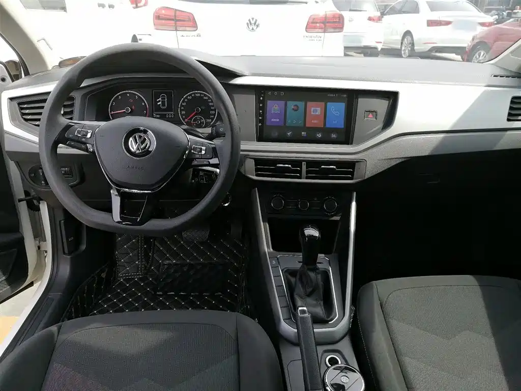 Polo 2019 Plus 1.5L Automatic Panoramic Enjoyment Edition купить на сайте DeffCars