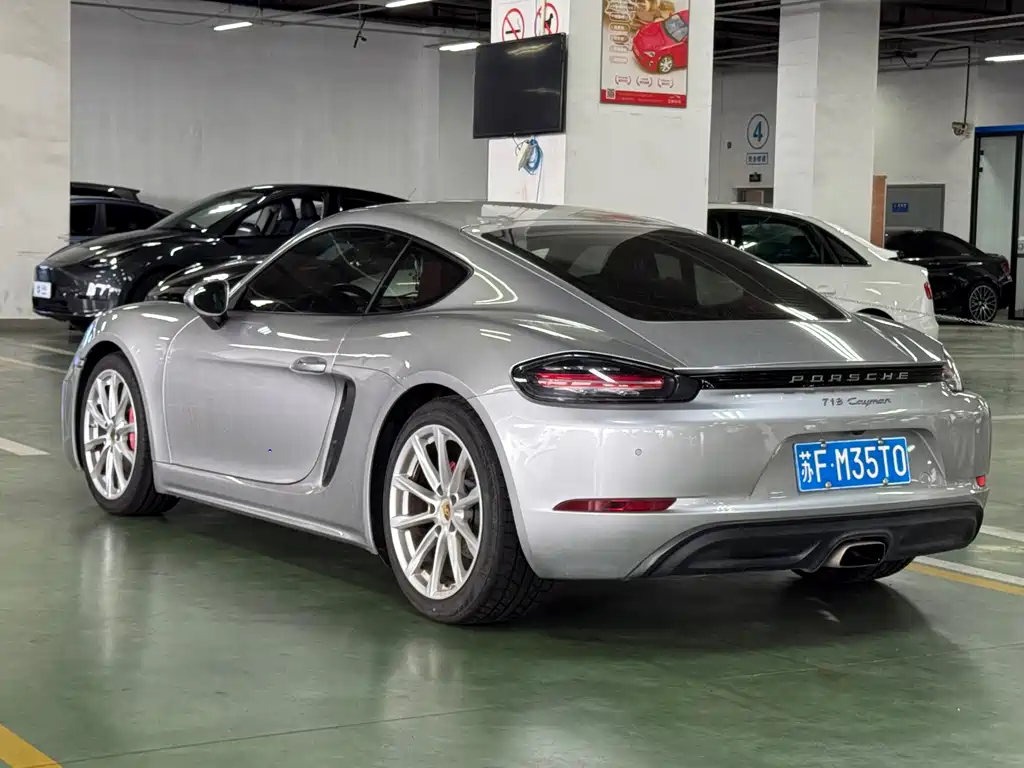 Porsche 718 2018 Cayman 2.0T купить на сайте DeffCars