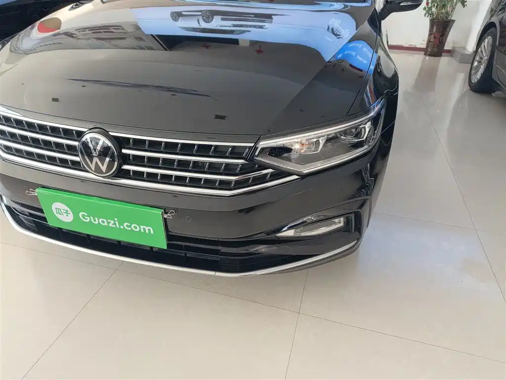 Magotan 2025 model facelift public model 330TSI DSG luxury model купить на сайте DeffCars