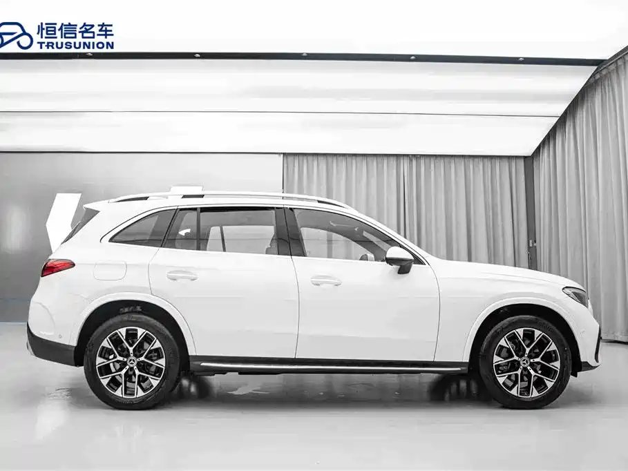 Mercedes-Benz GLC 2024 GLC 260 L 4MATIC luxury model 5 seats купить на сайте DeffCars