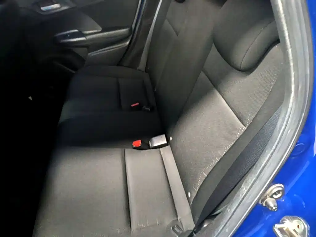 Fit 2018 1.5L CVT comfort version купить на сайте DeffCars