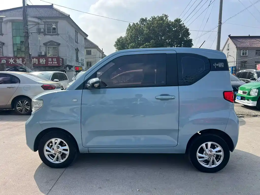 Hongguang MINIEV 2021 macaron sandwich model 120km ternary lithium купить на сайте DeffCars