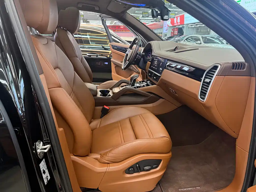 Cayenne 2023 Cayenne 3.0T Platinum Edition купить на сайте DeffCars