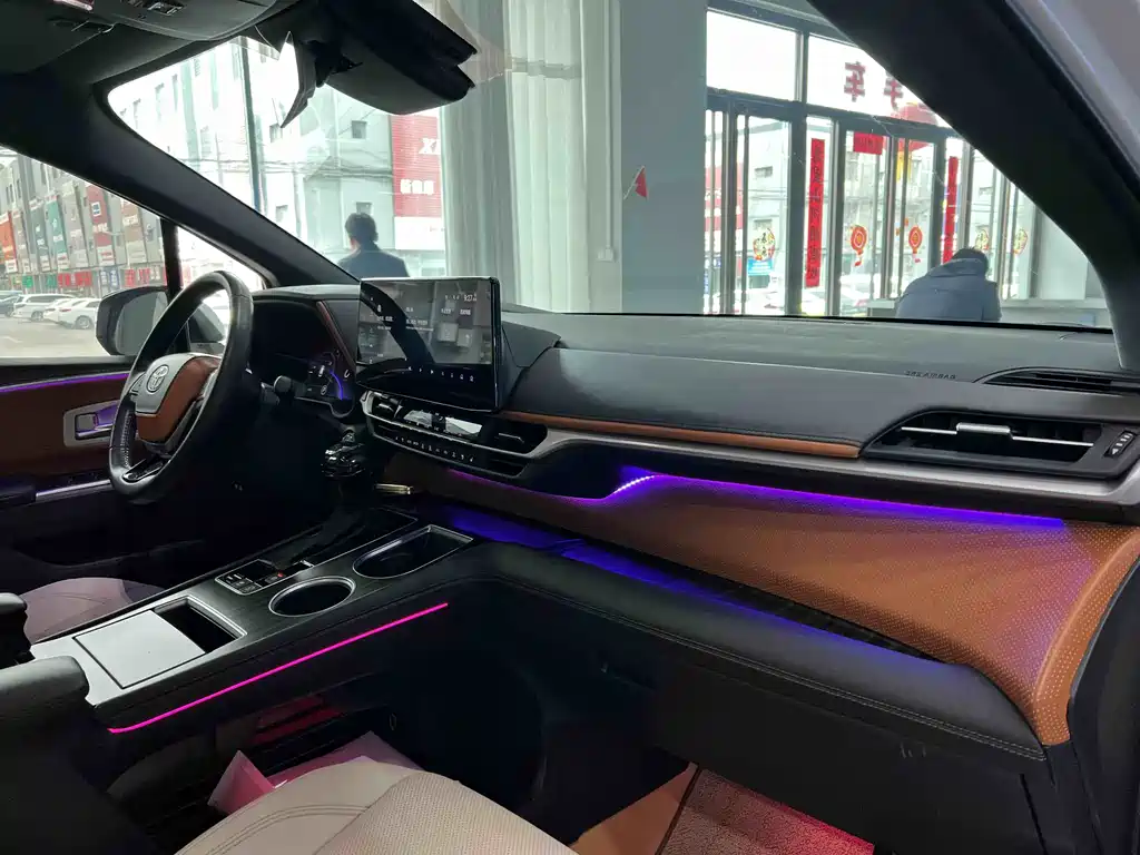 SIENNA 2023 2.5L Hybrid Extreme Edition купить на сайте DeffCars