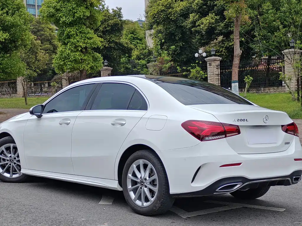 Mercedes-Benz A-Class 2021 A 200 L Sports Sedan Fashionable купить на сайте DeffCars