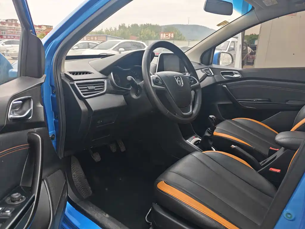 Baojun 310 2016 1.2L manual luxury model купить на сайте DeffCars