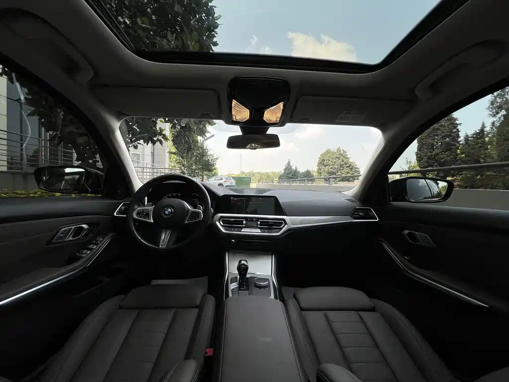 BMW 3 Series 2021 325i M Sports Night Package купить на сайте DeffCars