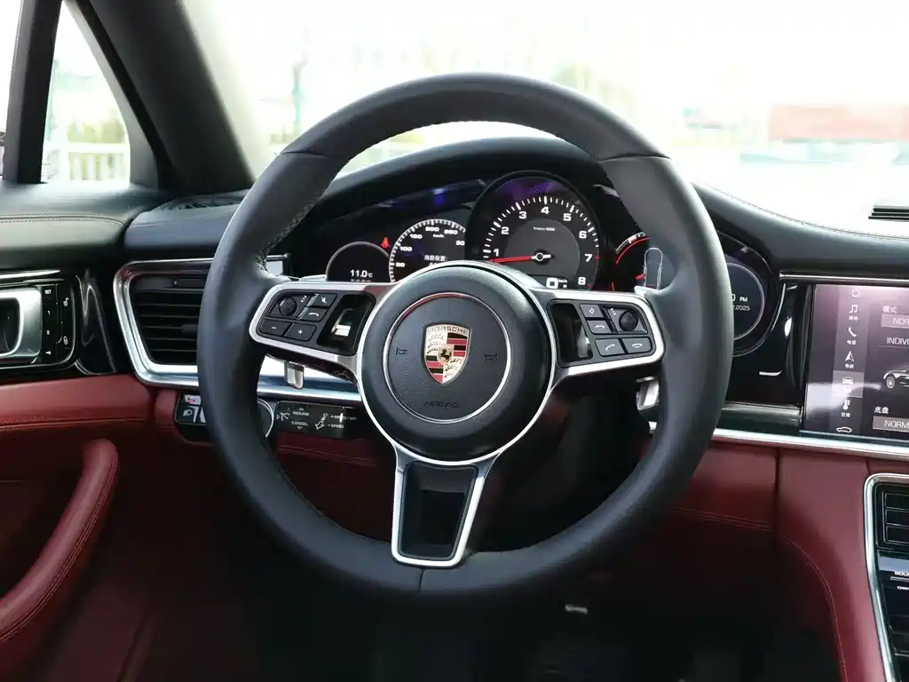 Panamera 2017 Panamera 3.0T купить на сайте DeffCars