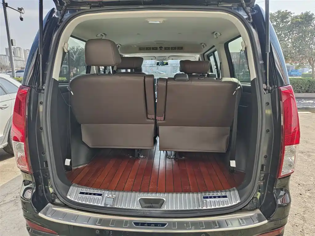 Lingzhi PLUS 2021 2.0L manual luxury model 7 seats купить на сайте DeffCars