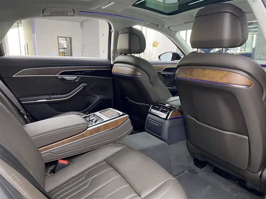 Audi A8 2019 facelift Plus A8L 55 TFSI quattro luxury model купить на сайте DeffCars