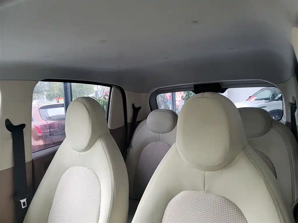 Hongguang MINIEV 2025 fourth generation four-door version advanced model купить на сайте DeffCars