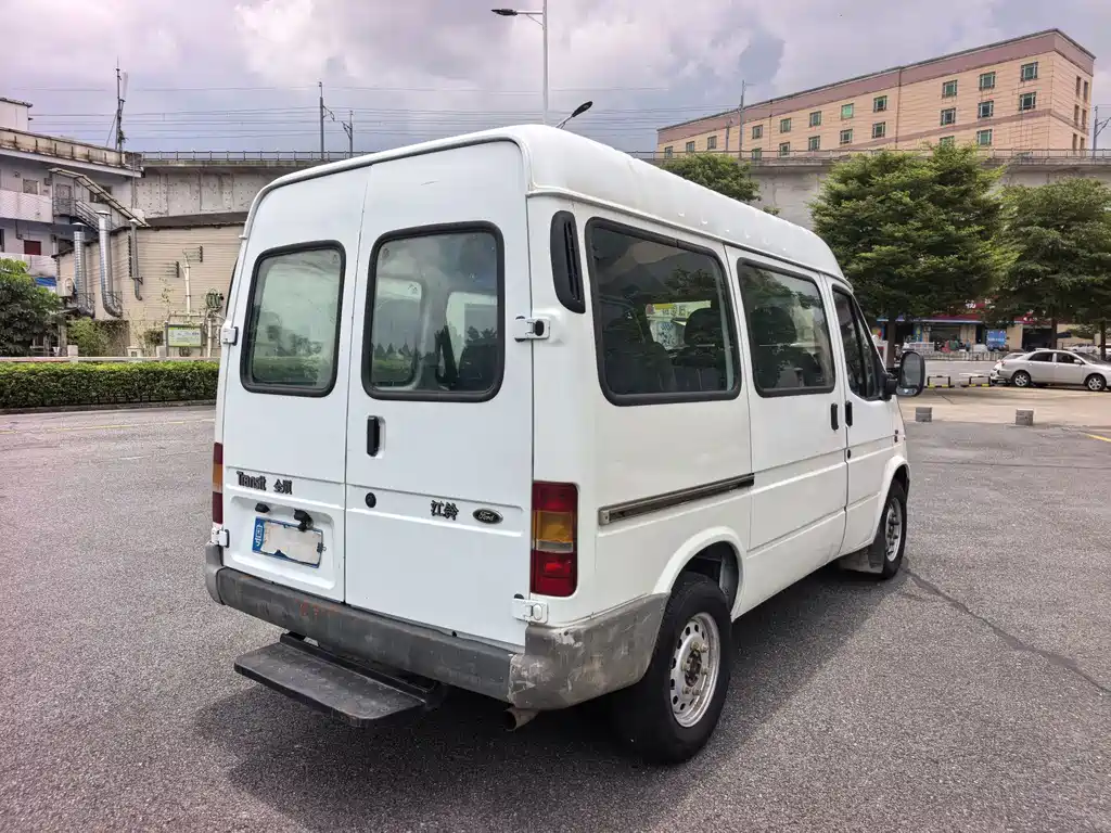 Classic Transit 2016 2.8T diesel short-axle 6-seat mid-roof multi-purpose vehicle JX493ZLQ4 купить на сайте DeffCars
