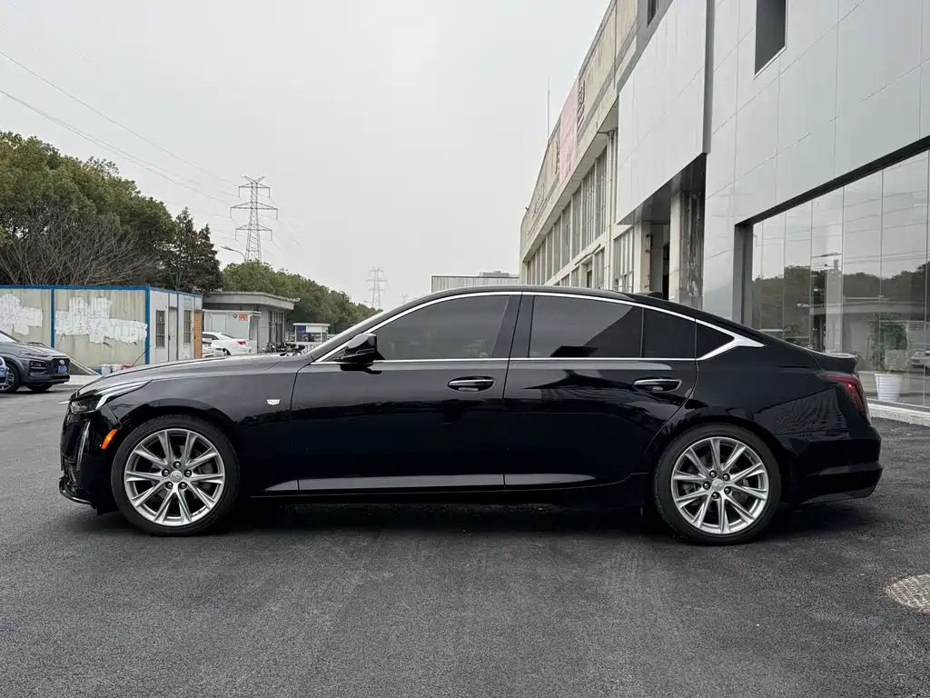 Cadillac CT5 2020 28T Fashion Model купить на сайте DeffCars
