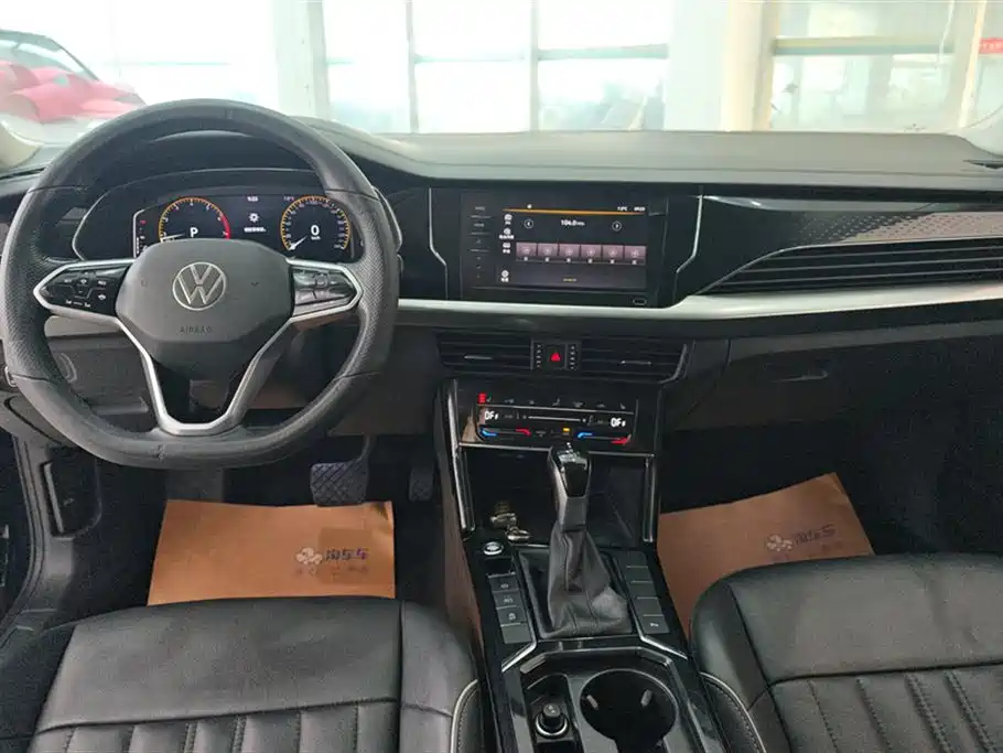 Passat 2023 facelift 330TSI Star Elite Edition купить на сайте DeffCars