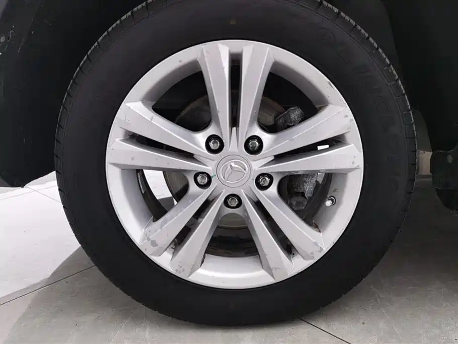 BAIC Huansu S3 2016 S3L 1.5L manual premium model купить на сайте DeffCars