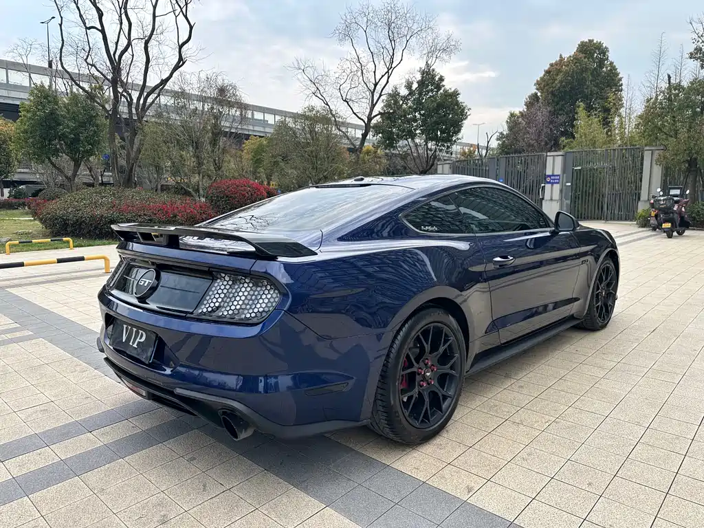 Mustang 2019 2.3L EcoBoost купить на сайте DeffCars