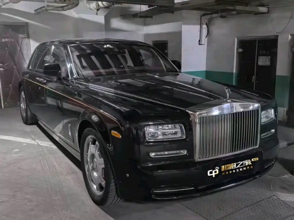 Phantom 2013 6.7L extended version EWB купить на сайте DeffCars