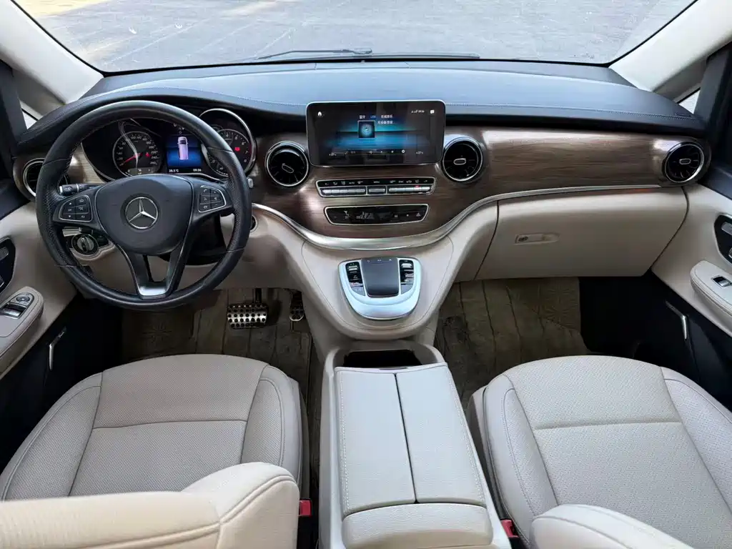 Mercedes-Benz V-Class 2022 V 260 Premium Edition купить на сайте DeffCars