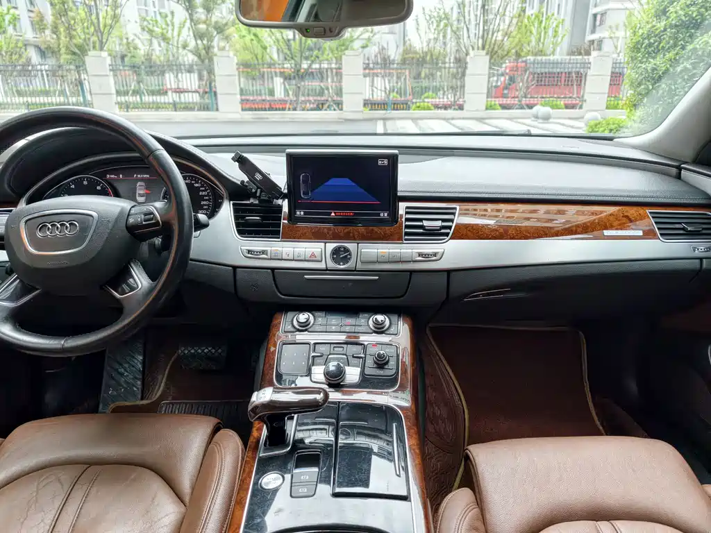 Audi A8 2012 A8L 45 TFSI quattro comfort type купить на сайте DeffCars