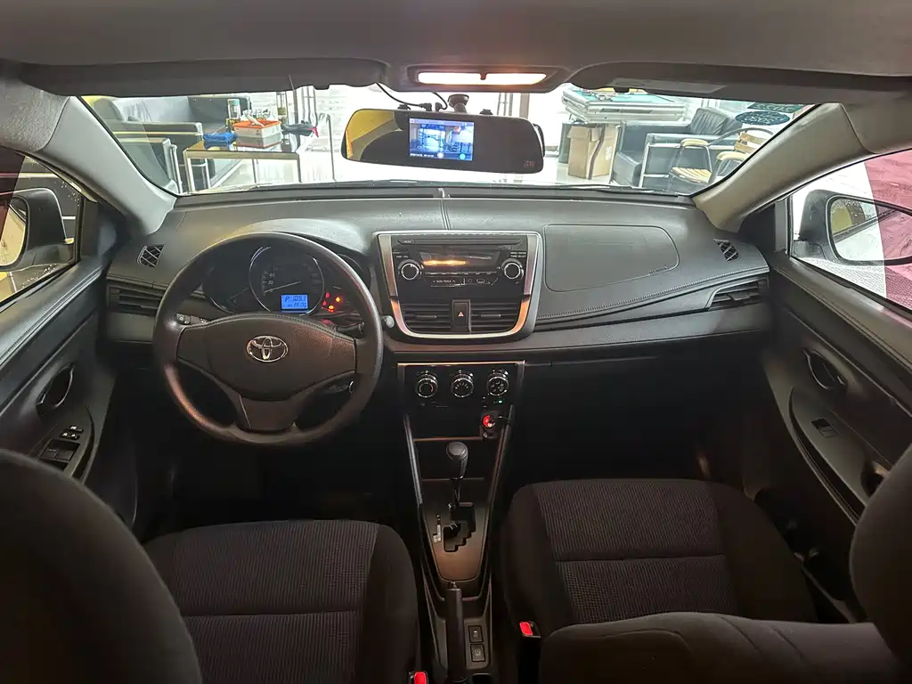 YARiS L 2018 1.5E CVT Champion Limited Edition купить на сайте DeffCars