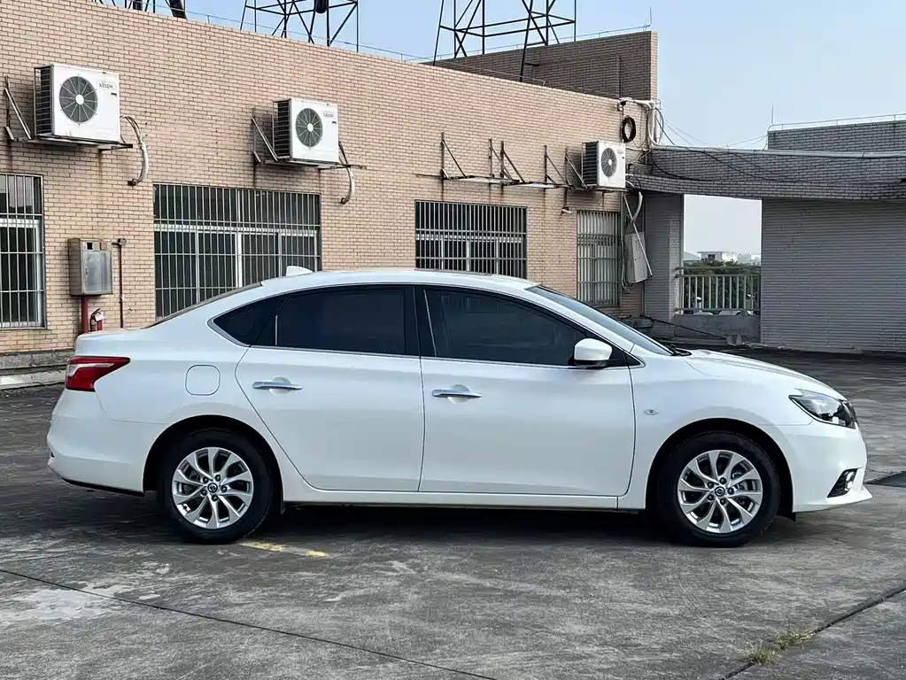 Sylphy 2021 Classic 1.6XL CVT Deluxe Edition купить на сайте DeffCars