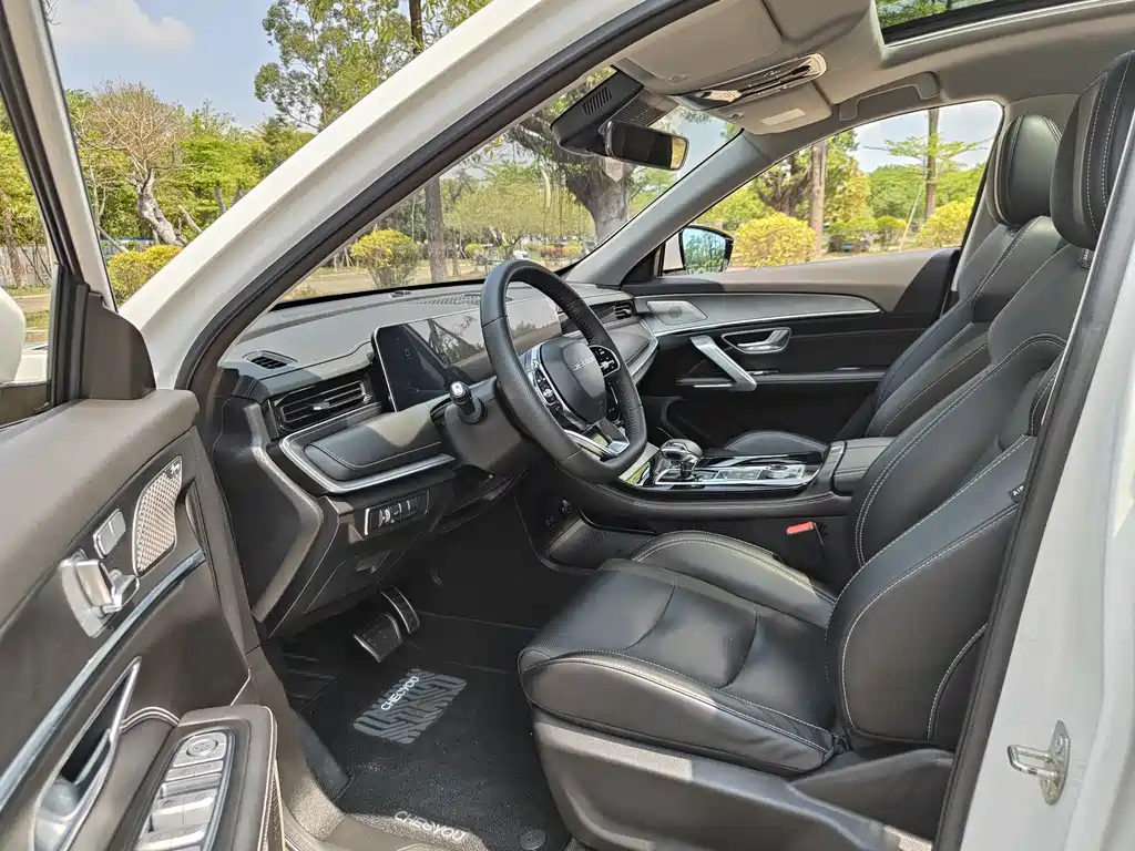 Jietu X70 PLUS 2021 model 1.6T DCT 6 seats купить на сайте DeffCars