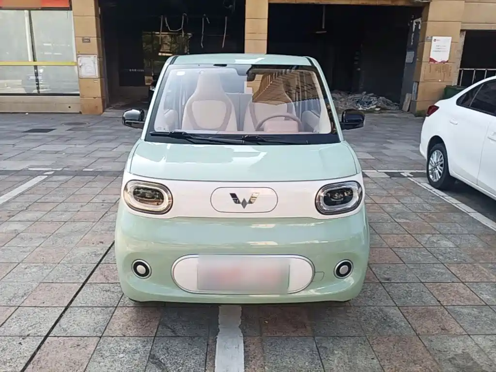 Hongguang MINIEV 2024 third generation 215km youth version купить на сайте DeffCars
