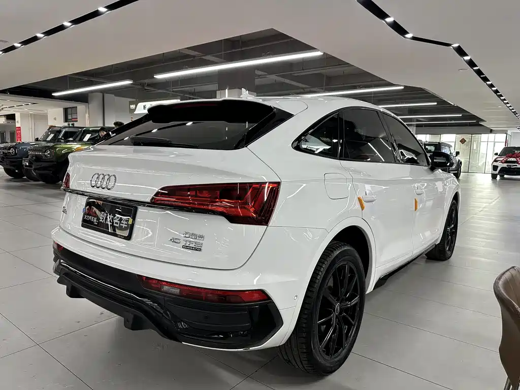 Audi Q5L Sportback 2021 45 TFSI Premium Selection купить на сайте DeffCars