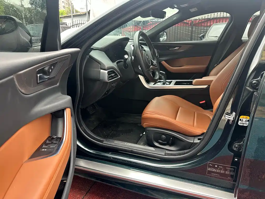 Jaguar XEL 2021 2.0T 250PS R-DYNAMIC S Advanced Sports Edition купить на сайте DeffCars