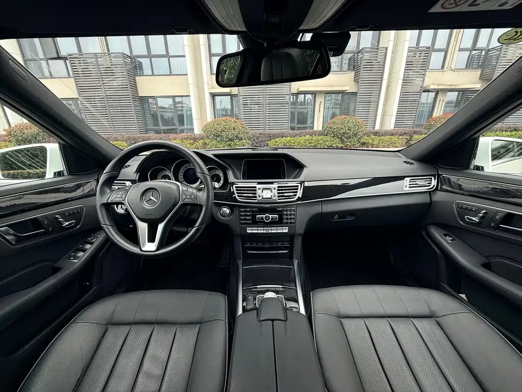 Mercedes-Benz E-Class 2015 E 260 L Sports купить на сайте DeffCars