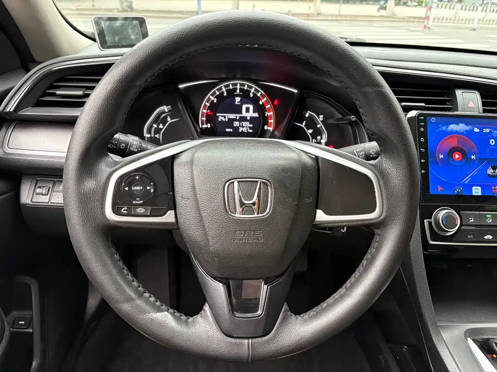 Civic 2016 180TURBO CVT Comfort Edition купить на сайте DeffCars