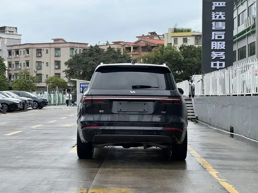 Ideal ONE 2021 extended range 6-seater version купить на сайте DeffCars