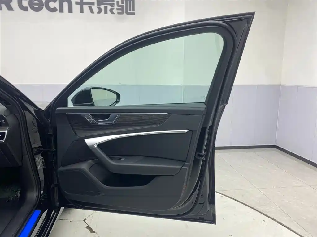 Audi A6L 2026 45 TFSI quattro premium dynamic model купить на сайте DeffCars