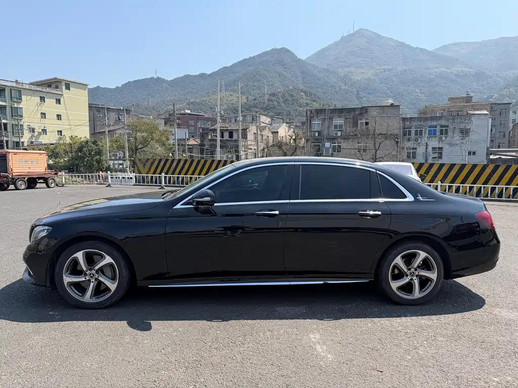 Mercedes-Benz E-Class 2019 E 300 L Sporty and Stylish купить на сайте DeffCars