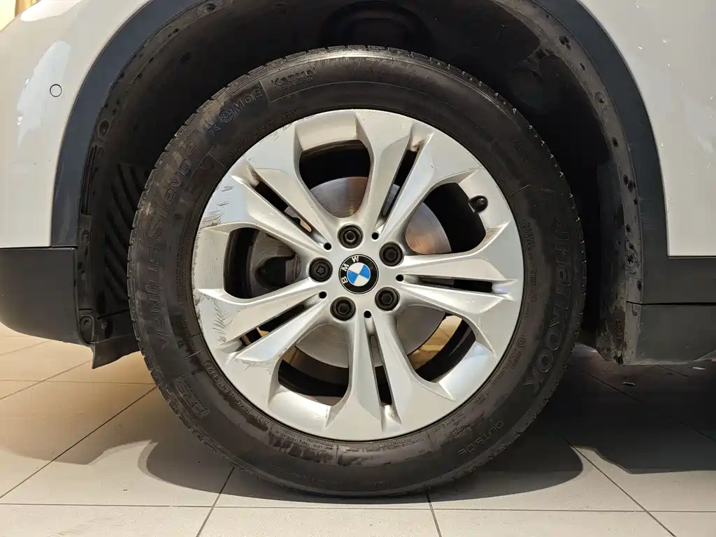BMW X1 2016 sDrive18Li Exclusive Model купить на сайте DeffCars