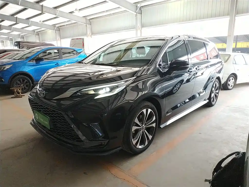 Grevia 2023 2.5L Hybrid Premium PLUS Edition купить на сайте DeffCars