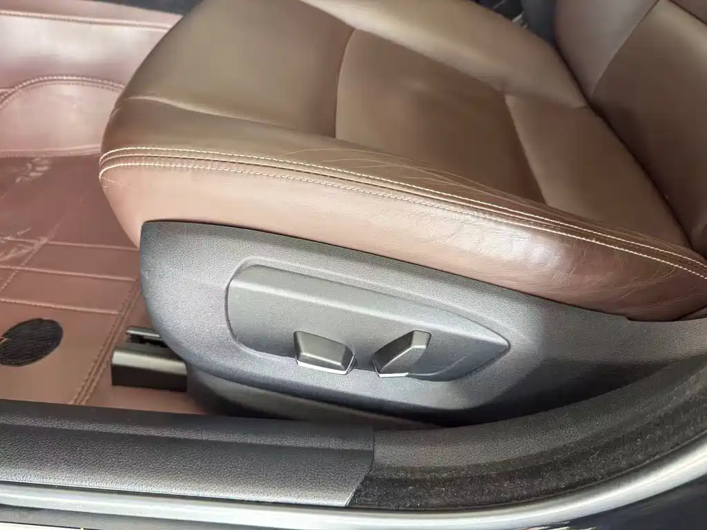 BMW 5 Series 2014 525Li Luxury Design Package купить на сайте DeffCars