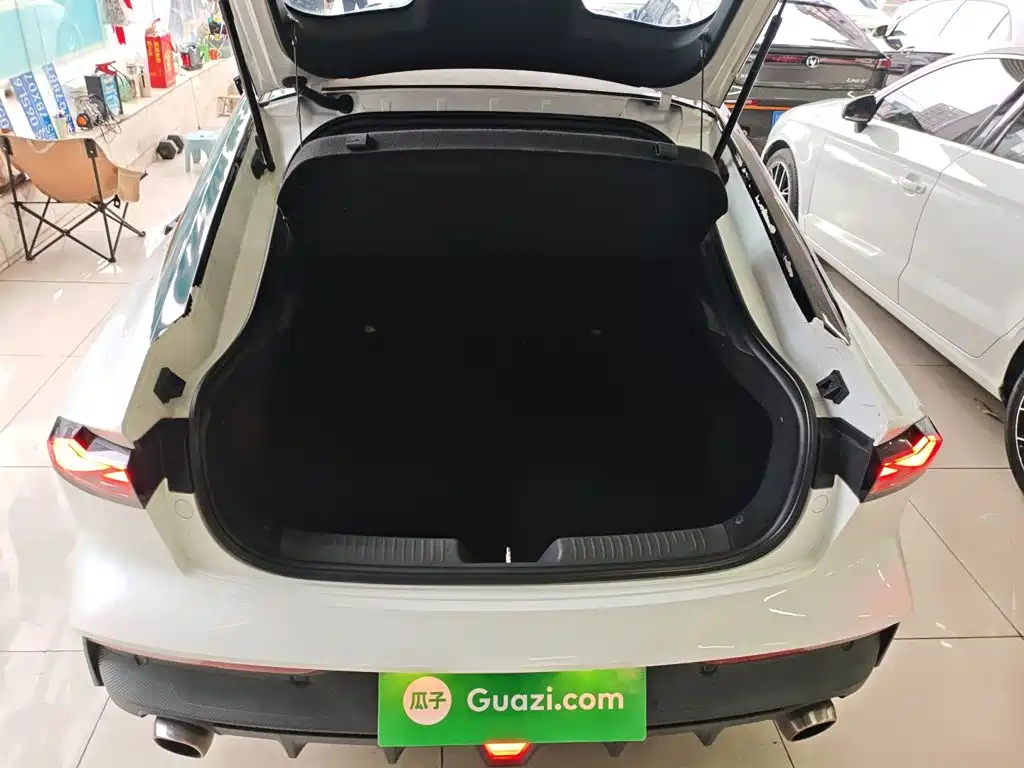 Changan UNI-V 2022 1.5T Excellent Type купить на сайте DeffCars