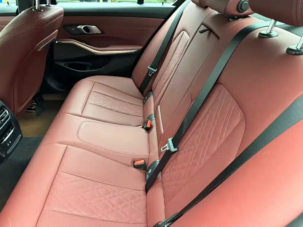BMW 3 Series 2023 330i M Sports Night Package купить на сайте DeffCars