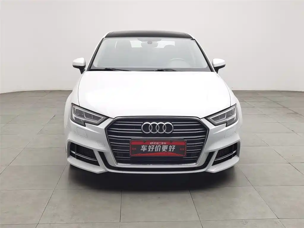 Audi A3 2019 Limousine 35 TFSI Fashion Type National VI купить на сайте DeffCars