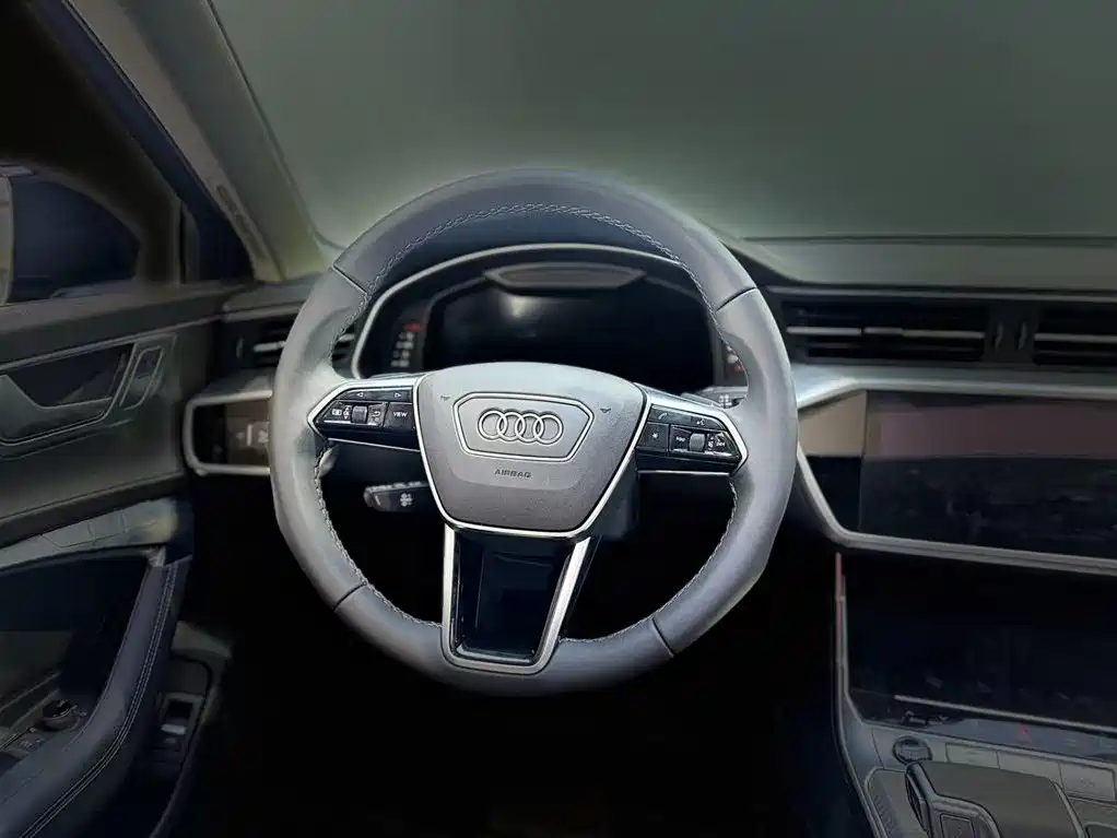 Audi A6 imported 2025 allroad quattro explorer 55 TFSI exclusive off-road model купить на сайте DeffCars