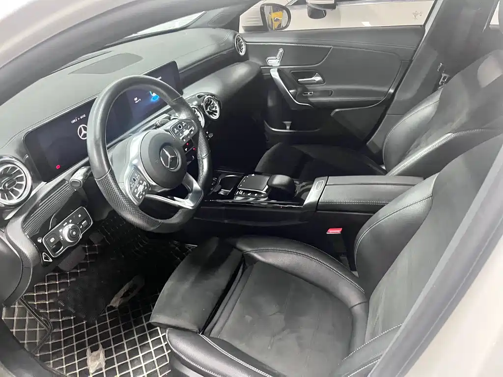 Mercedes-Benz A-Class 2021 A 200 L Sports Sedan Fashionable купить на сайте DeffCars