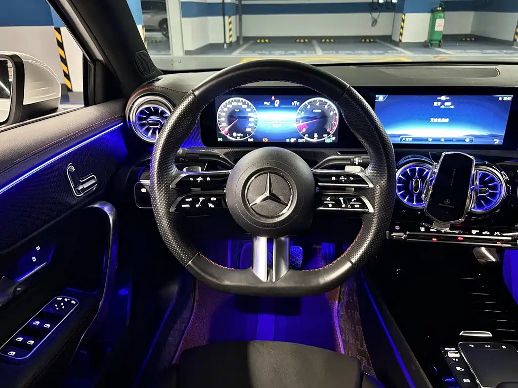 Mercedes-Benz A-Class 2023 A 200 L Fashion Model купить на сайте DeffCars