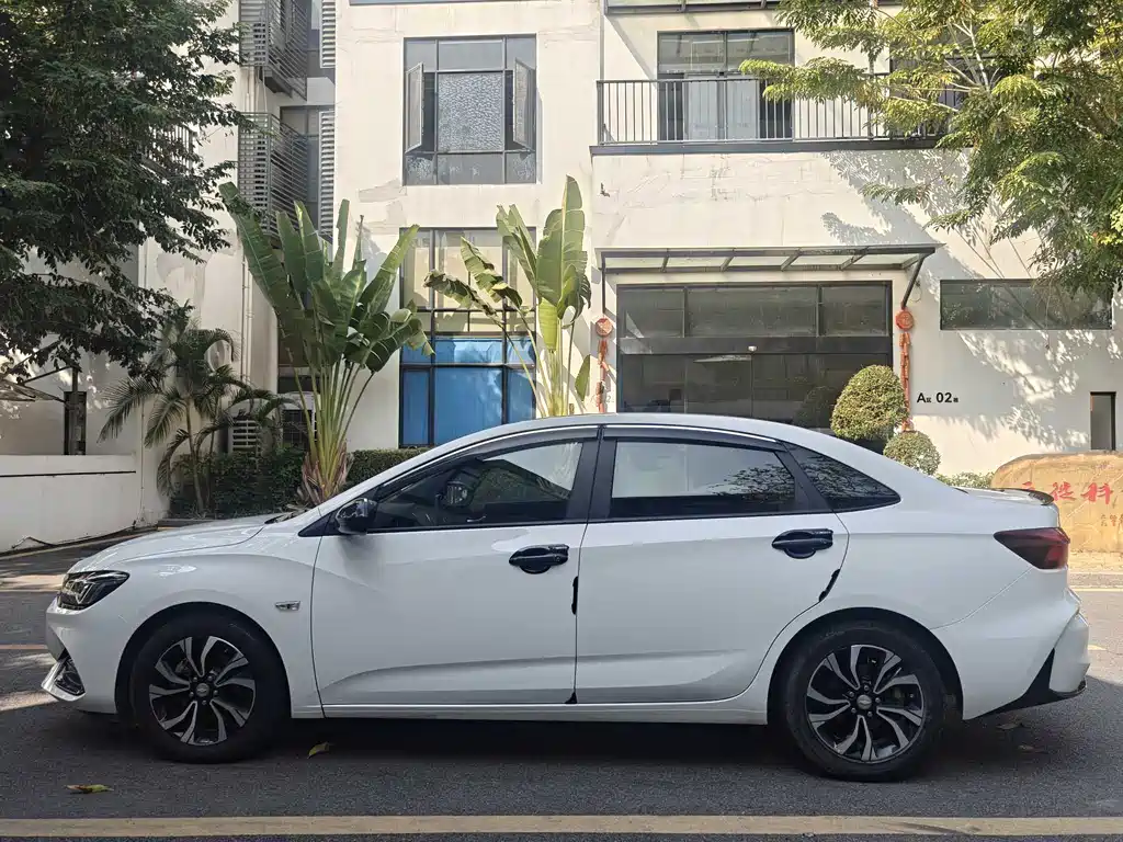 Cruze 2022 mild hybrid RS 330T automatic smooth version купить на сайте DeffCars