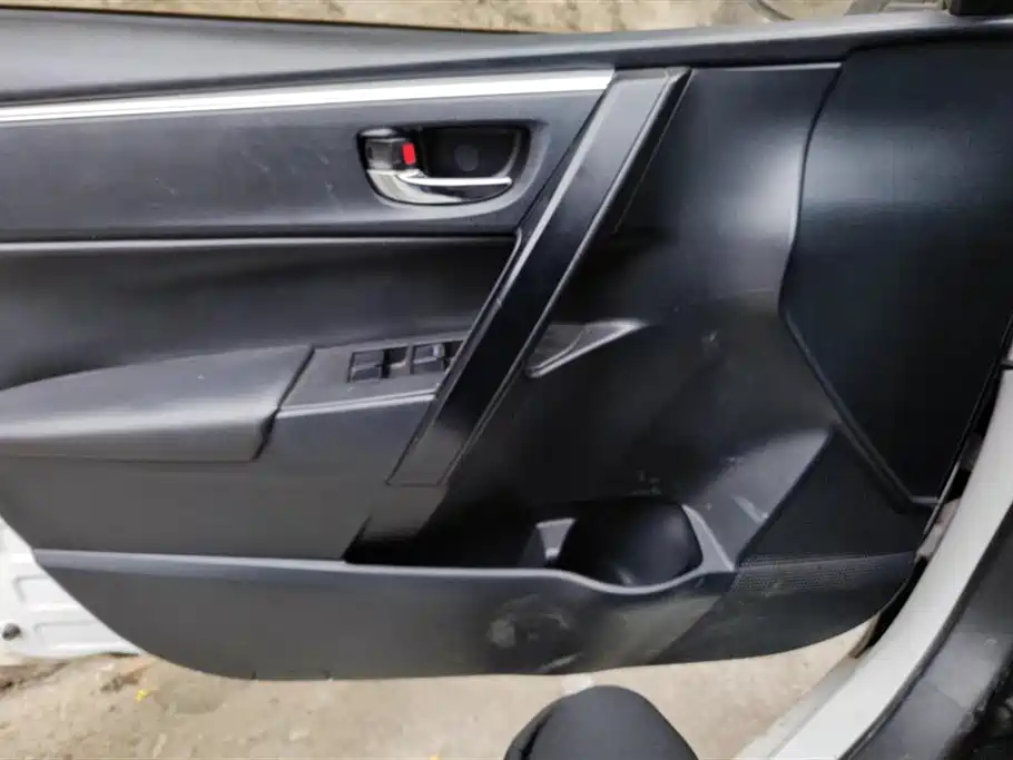 Corolla 2018 1.2T S-CVT GL Smart Edition купить на сайте DeffCars