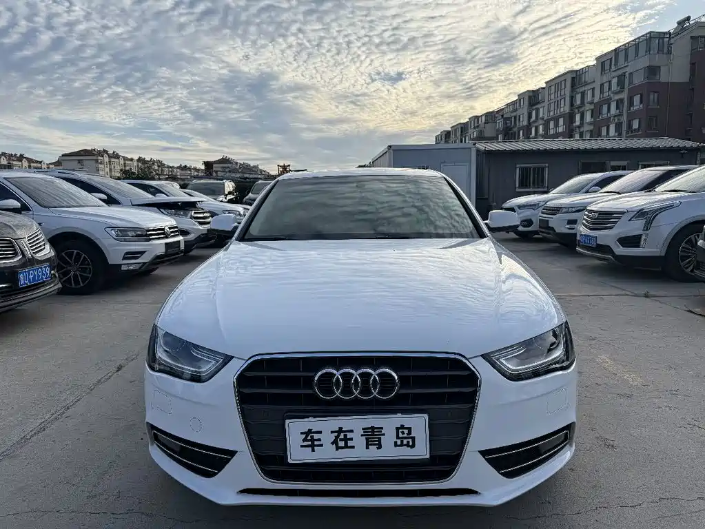 Audi A4L 2013 35 TFSI automatic standard купить на сайте DeffCars