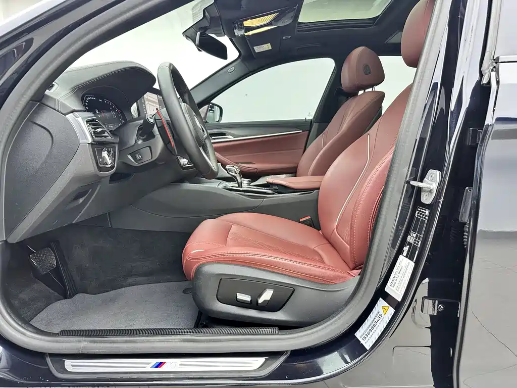 BMW 5 Series 2022 facelift 530Li leading M sports package купить на сайте DeffCars