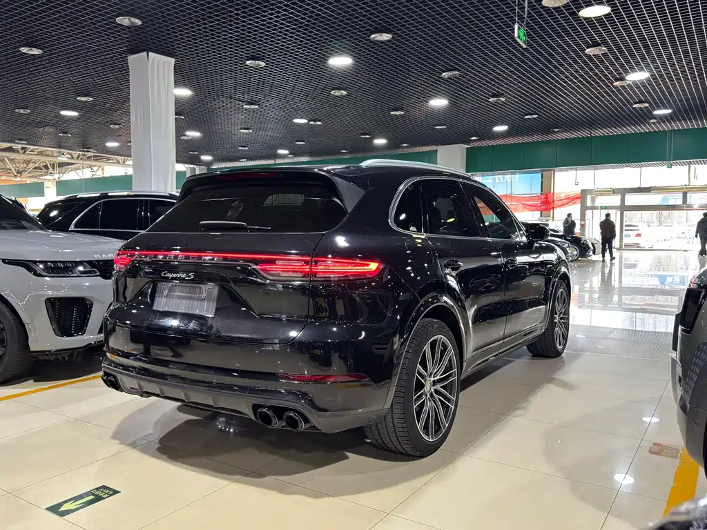 Cayenne 2023 Cayenne S 2.9T купить на сайте DeffCars